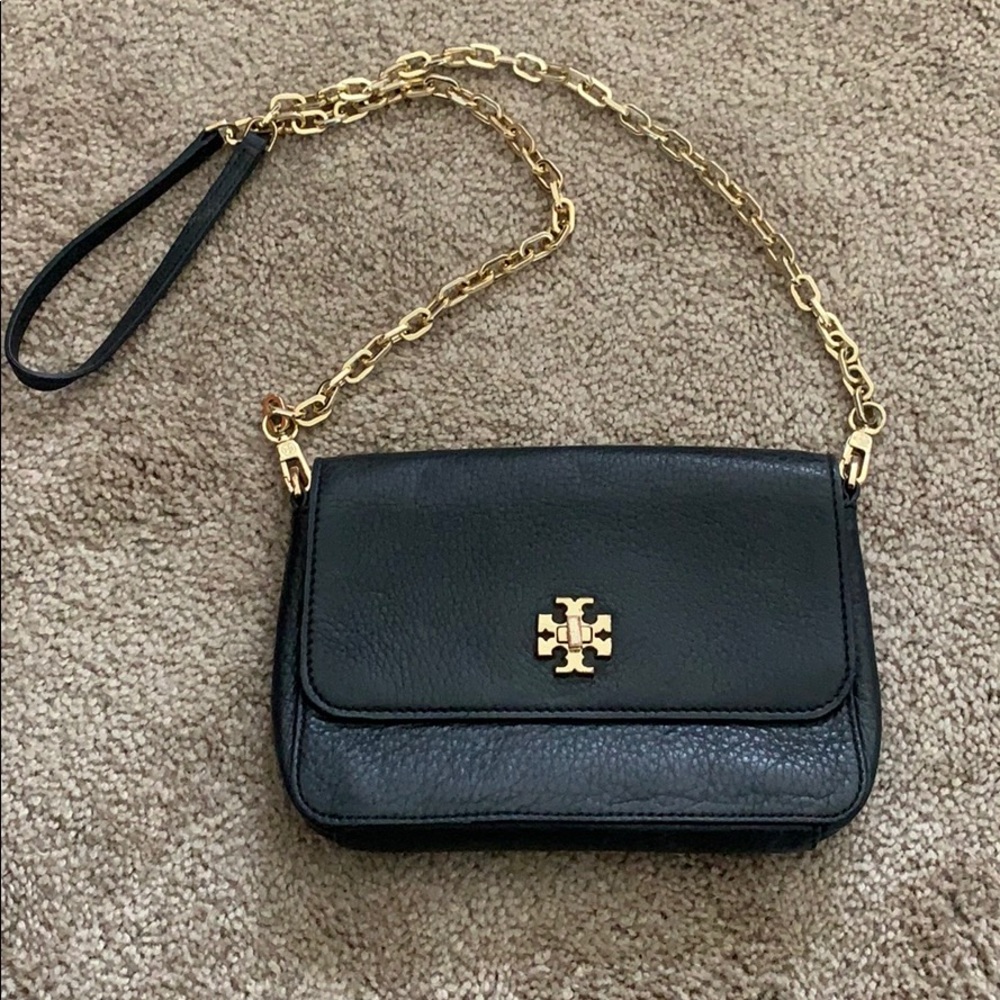 Auth Tory Burch cross body bag
